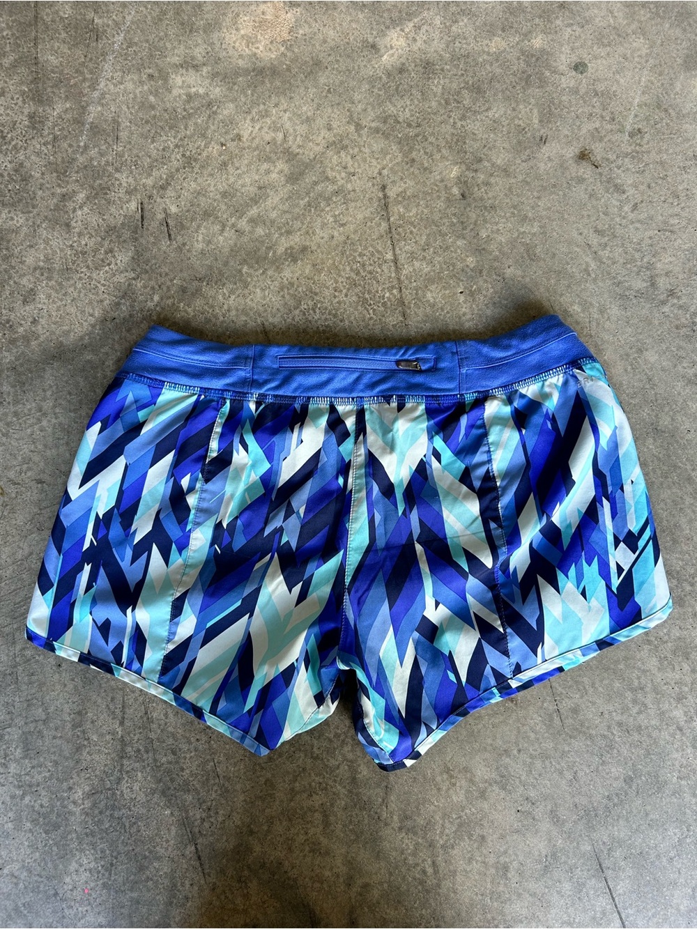Lot of 6 Women’s Athletic Shorts - Picture 9 of 16